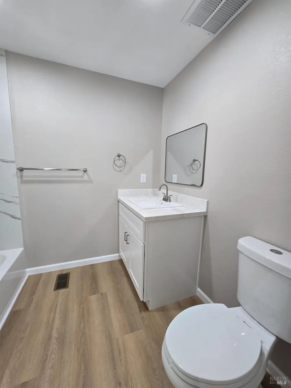 82 Cardinal Way Santa Rosa, CA 95409