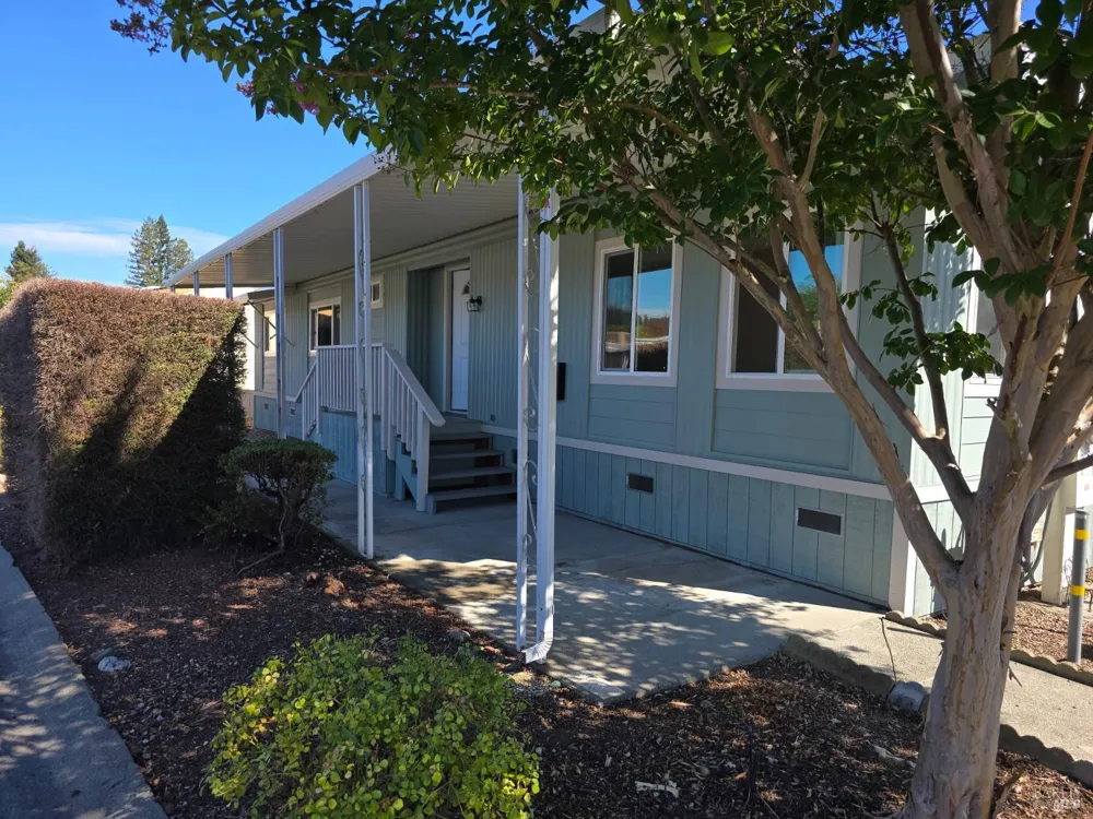 82 Cardinal Way Santa Rosa, CA 95409