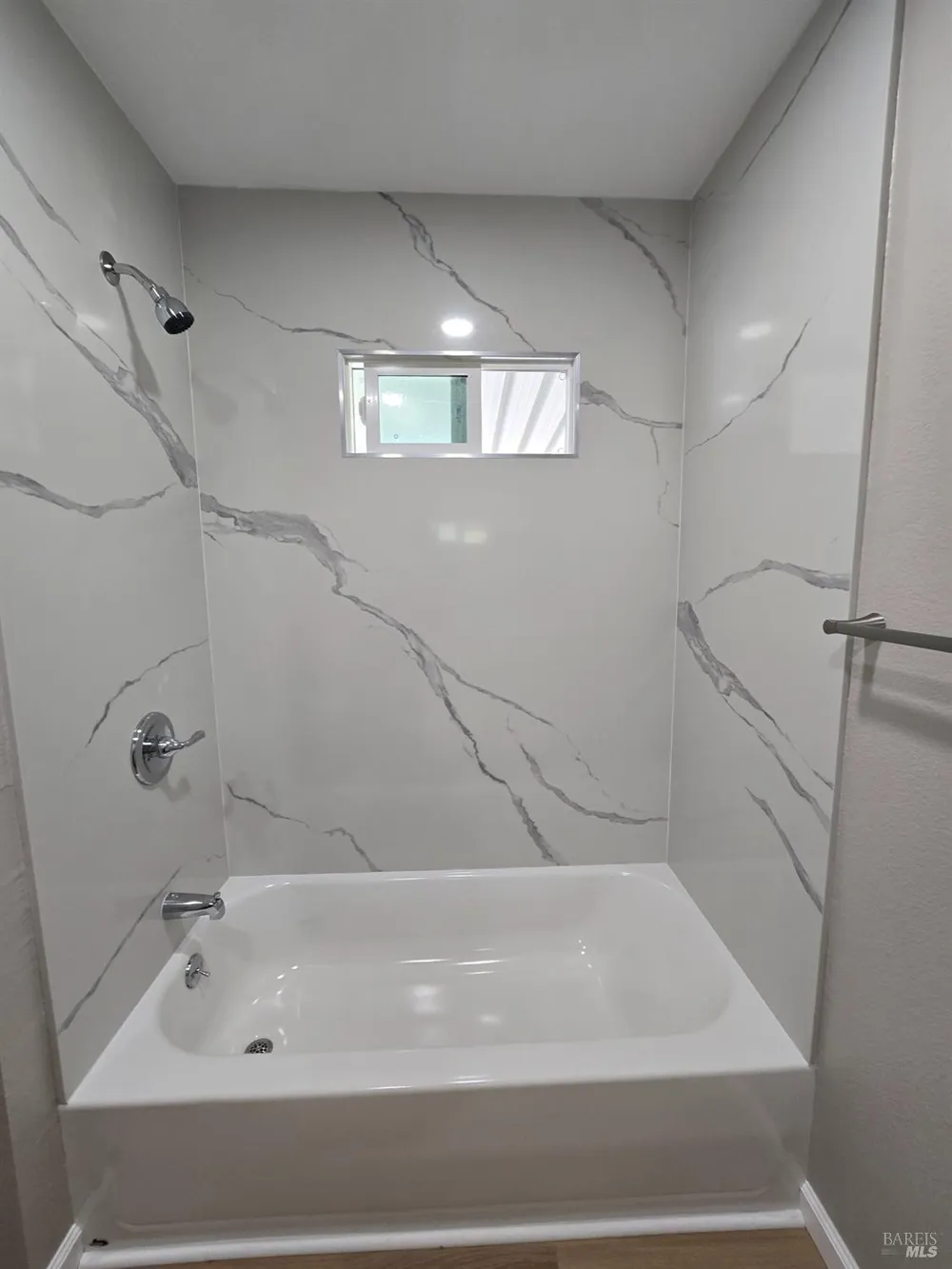 82 Cardinal Way Santa Rosa, CA 95409