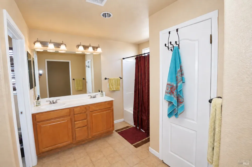 2804 Shearwater Way Fairfield, CA 94533