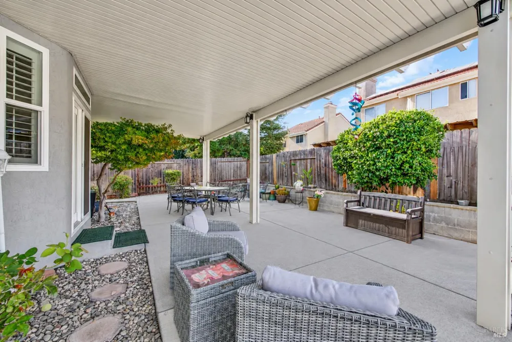 754 Roscommon Drive Vacaville, CA 95688