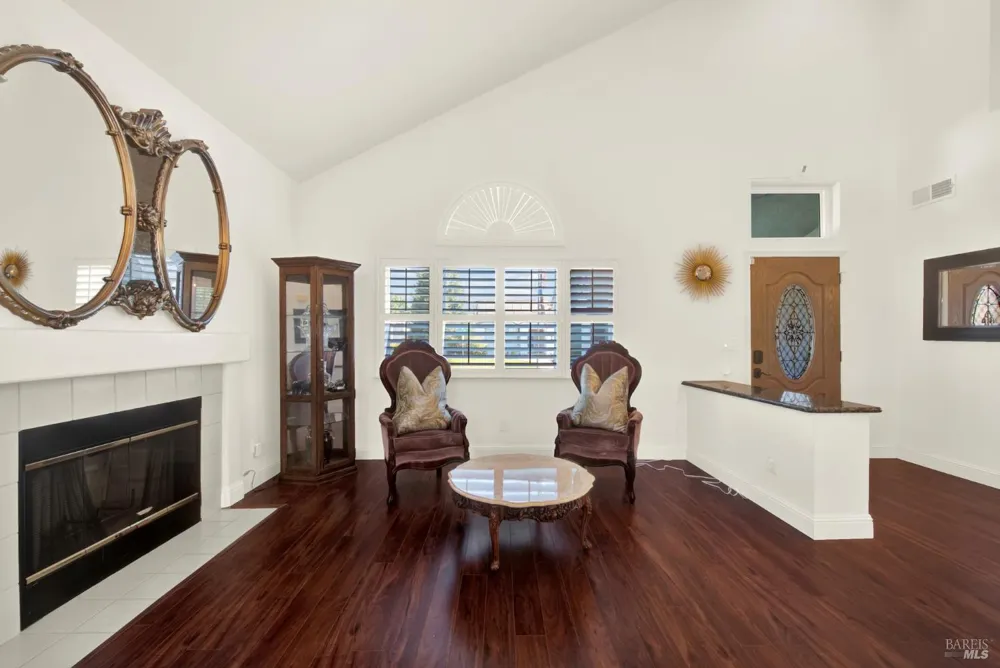 754 Roscommon Drive Vacaville, CA 95688
