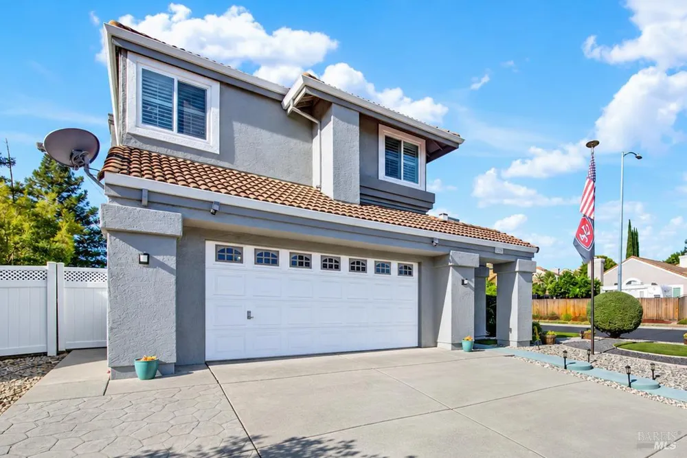 754 Roscommon Drive Vacaville, CA 95688