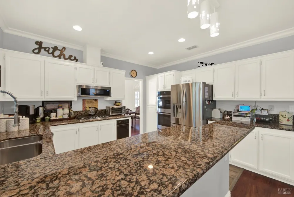 754 Roscommon Drive Vacaville, CA 95688