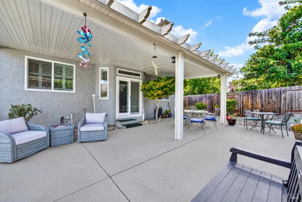 754 Roscommon Drive Vacaville, CA 95688