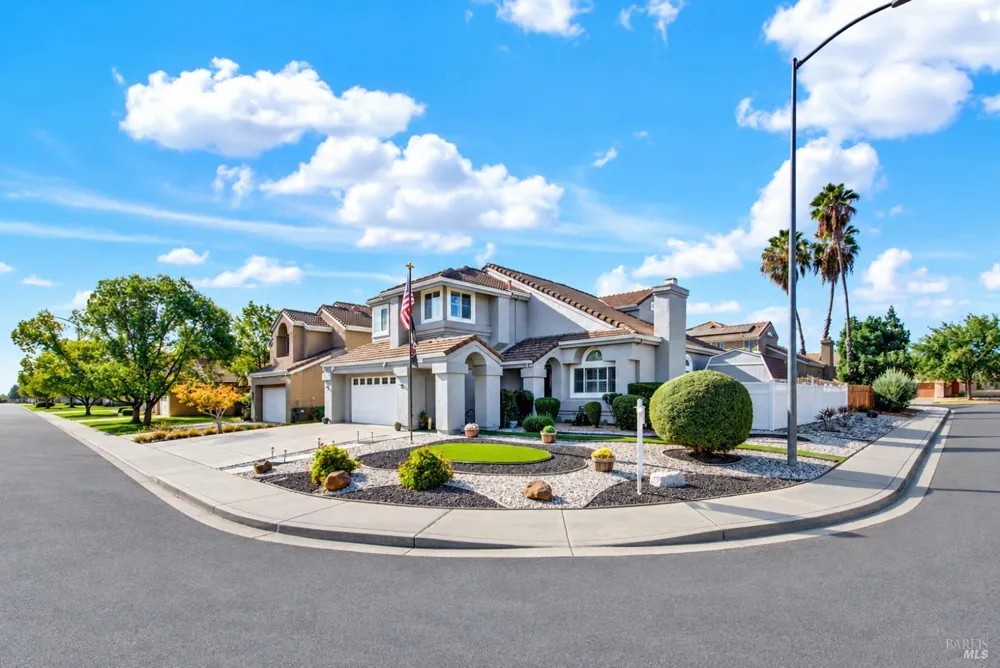 754 Roscommon Drive Vacaville, CA 95688