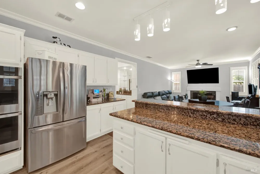 754 Roscommon Drive Vacaville, CA 95688