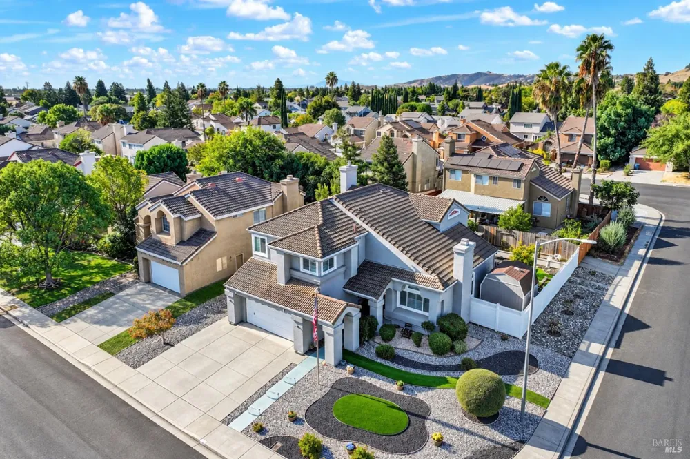 754 Roscommon Drive Vacaville, CA 95688