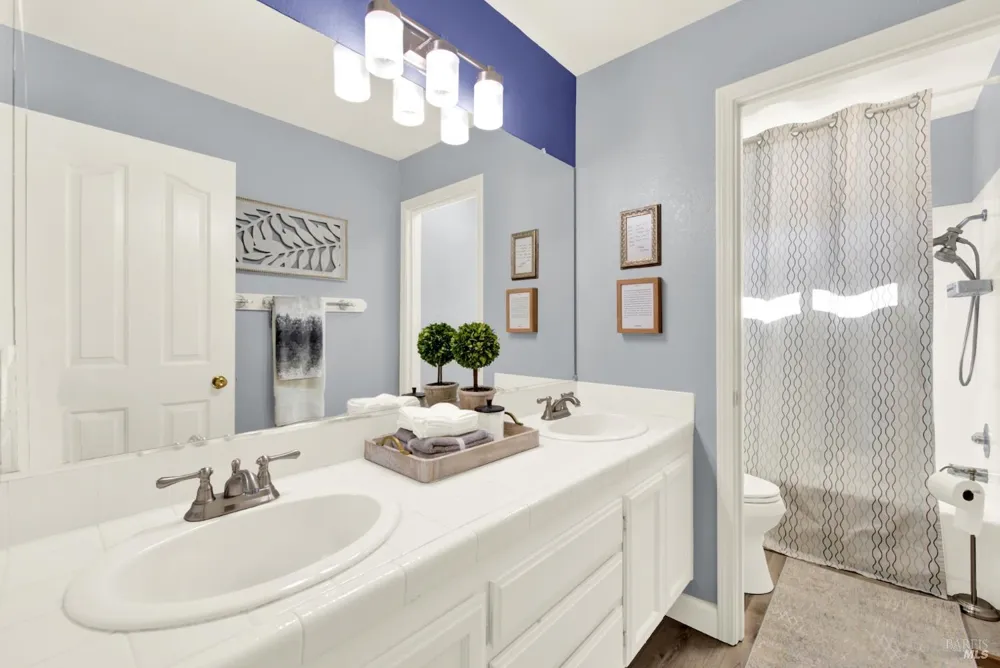 754 Roscommon Drive Vacaville, CA 95688