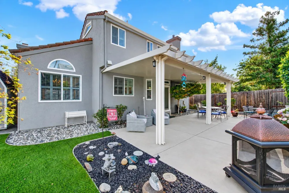 754 Roscommon Drive Vacaville, CA 95688