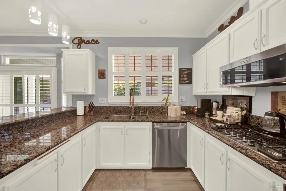 754 Roscommon Drive Vacaville, CA 95688
