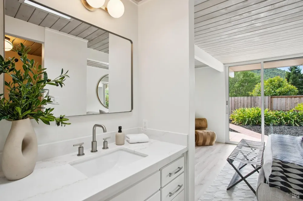 41 Mount Foraker Drive San Rafael, CA 94903
