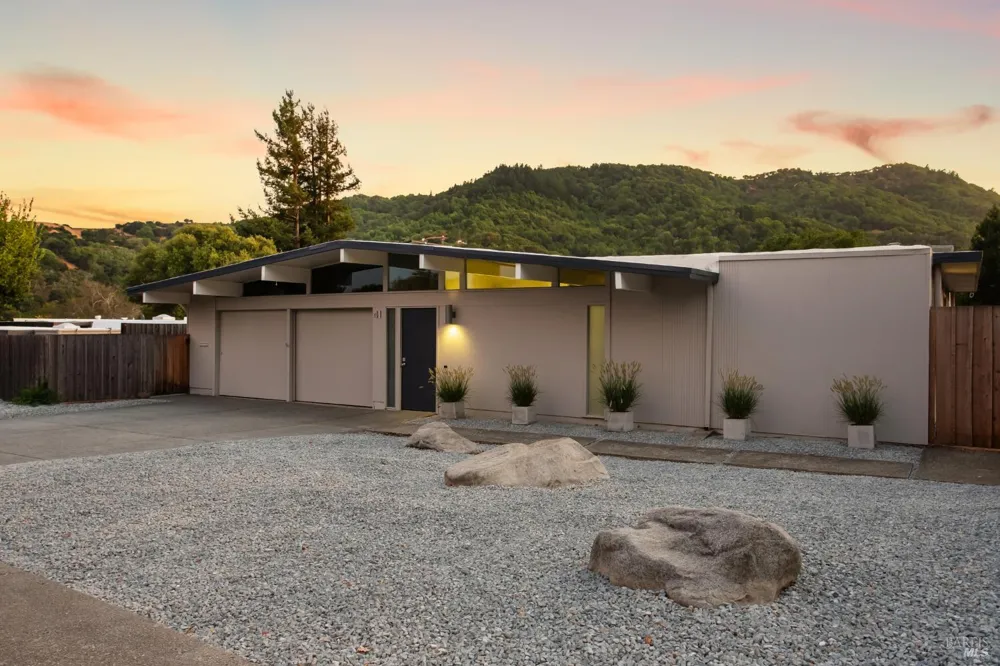 41 Mount Foraker Drive San Rafael, CA 94903
