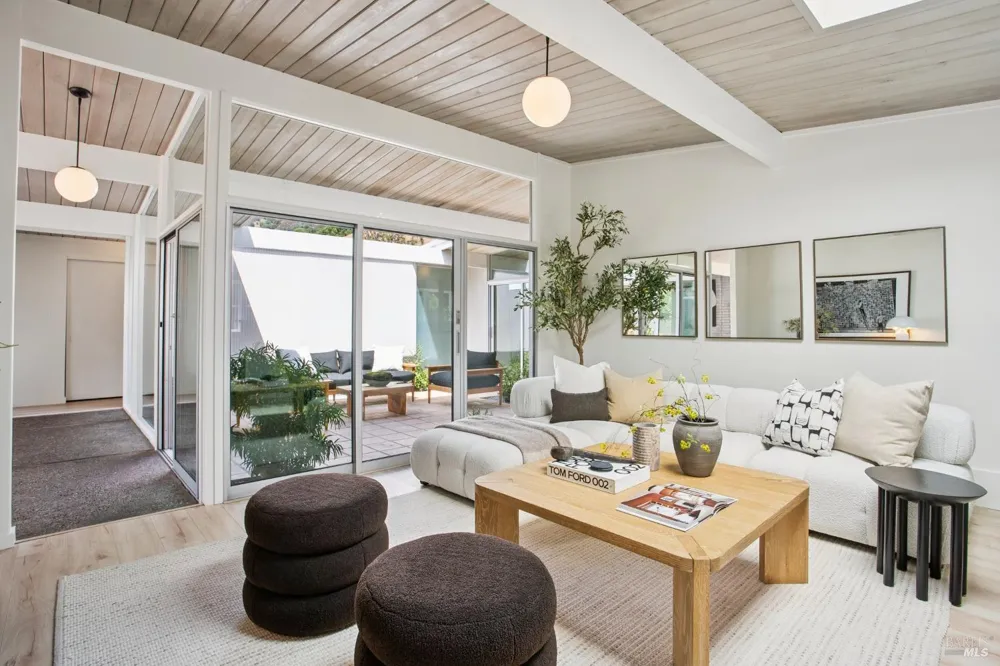 41 Mount Foraker Drive San Rafael, CA 94903