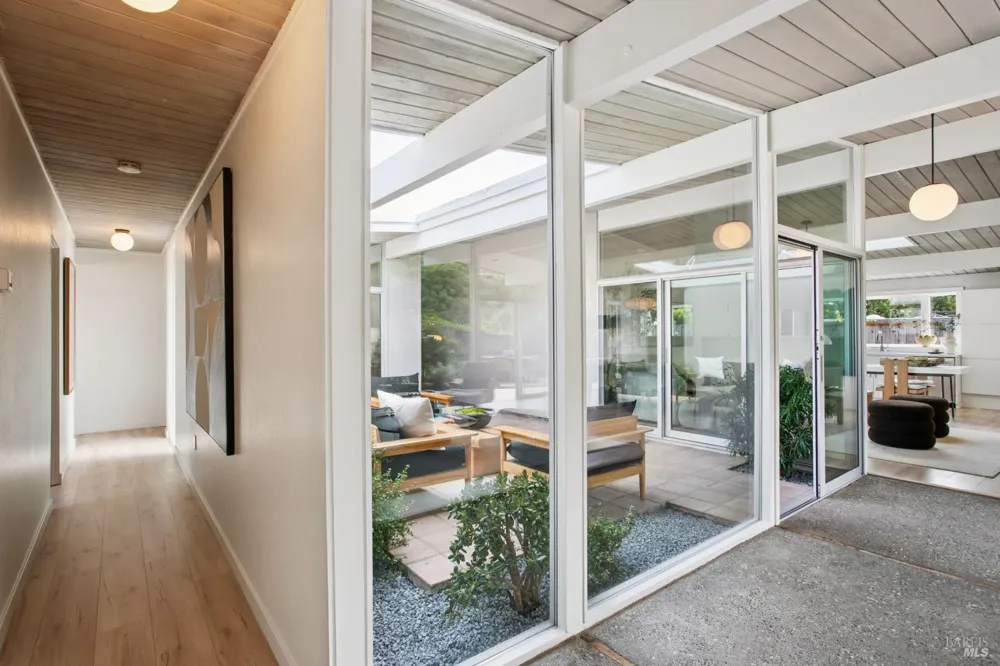 41 Mount Foraker Drive San Rafael, CA 94903