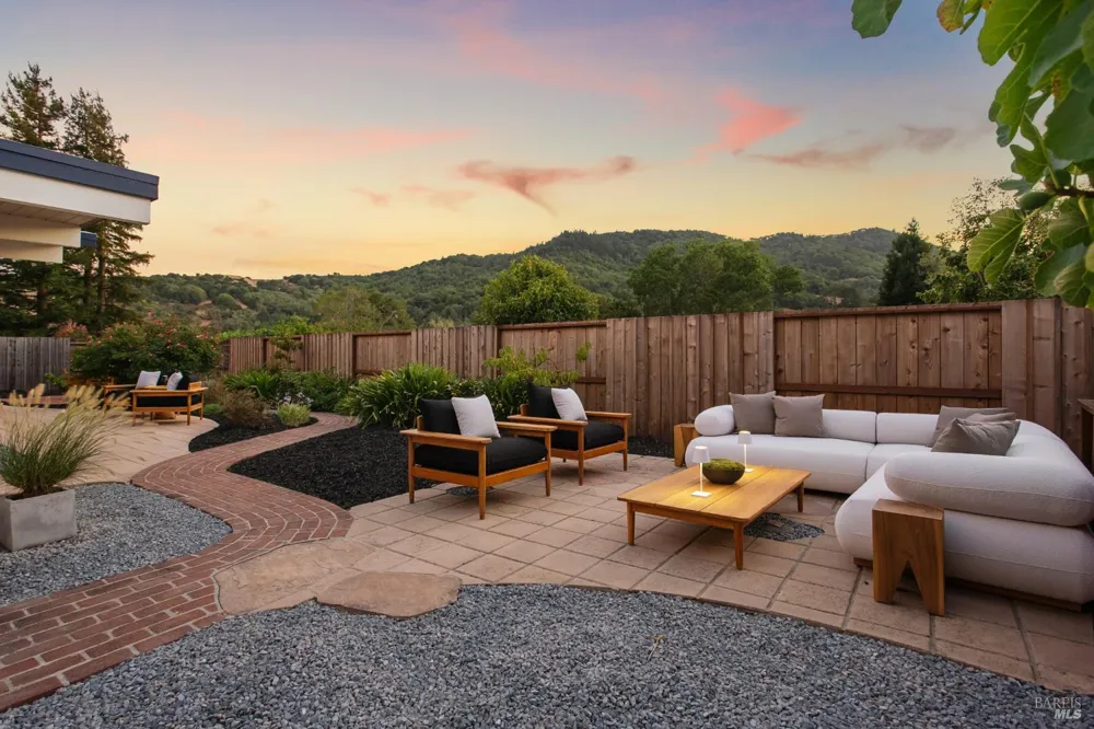 41 Mount Foraker Drive San Rafael, CA 94903