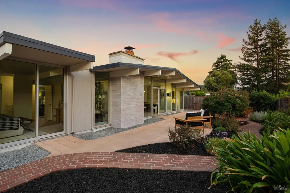 41 Mount Foraker Drive San Rafael, CA 94903