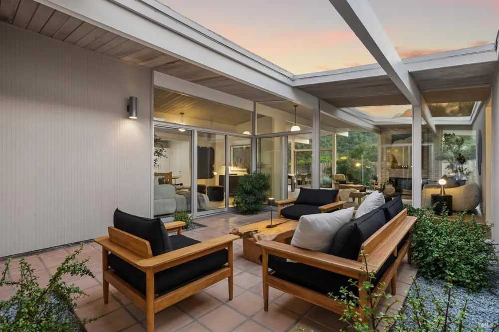 41 Mount Foraker Drive San Rafael, CA 94903