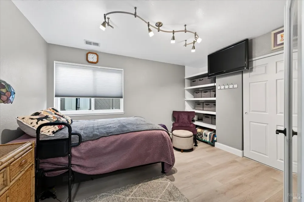 649 Windsor Drive Benicia, CA 94510
