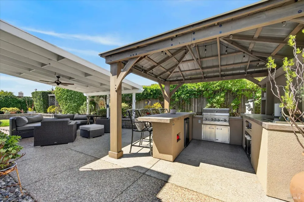 649 Windsor Drive Benicia, CA 94510