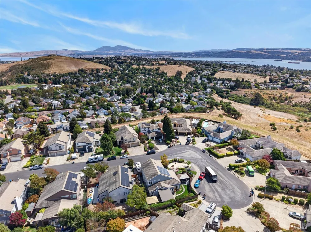 649 Windsor Drive Benicia, CA 94510