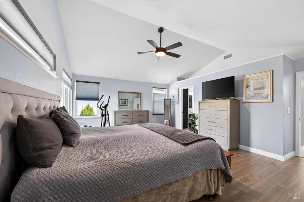 649 Windsor Drive Benicia, CA 94510