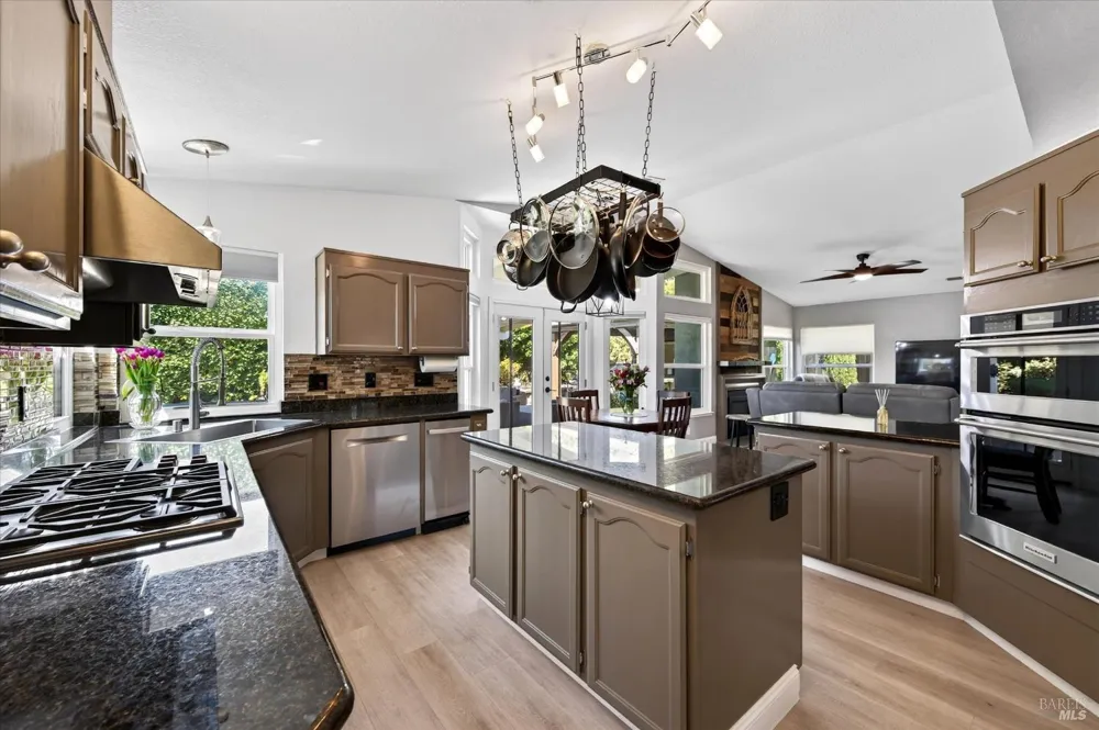 649 Windsor Drive Benicia, CA 94510
