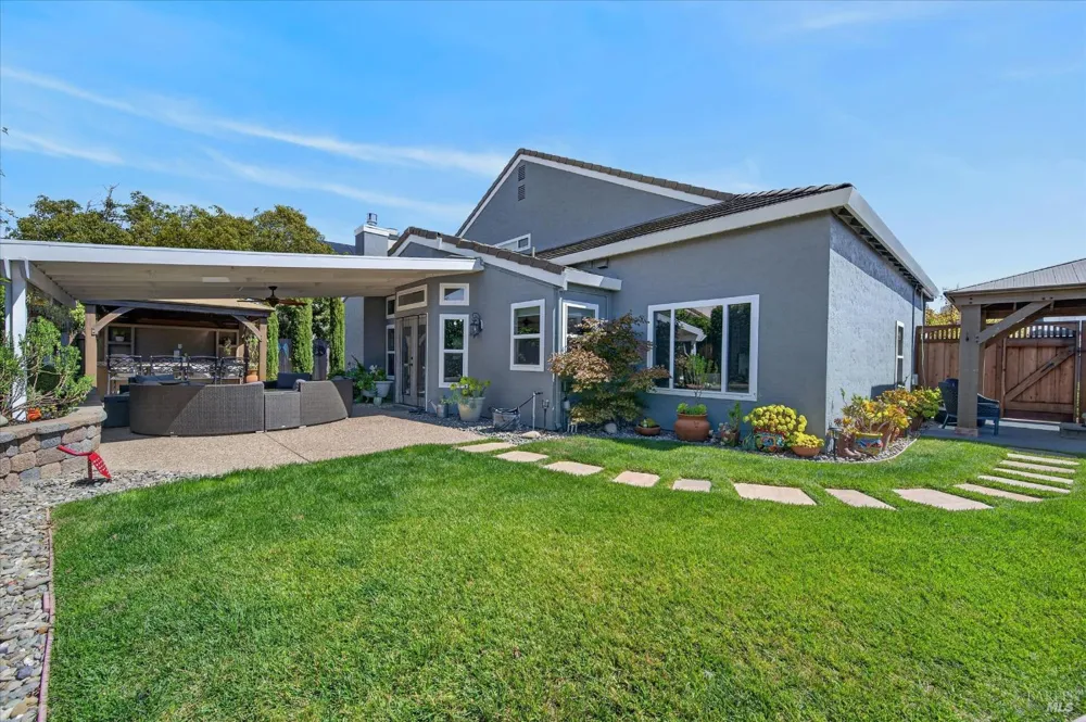 649 Windsor Drive Benicia, CA 94510