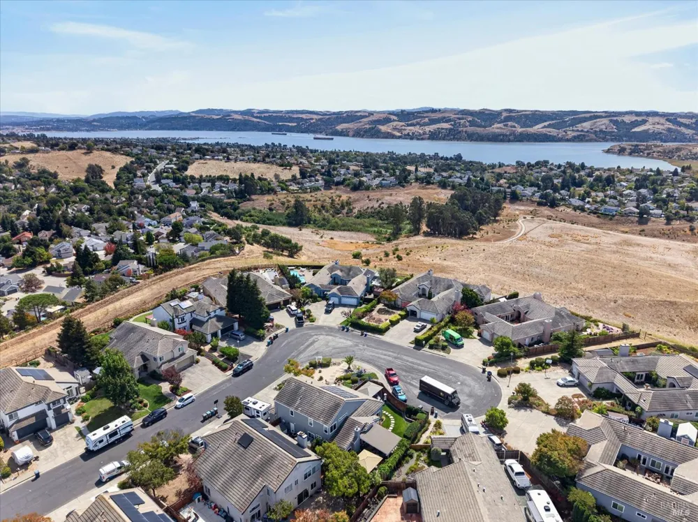 649 Windsor Drive Benicia, CA 94510