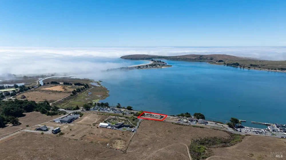 537 Highway 1 Bodega Bay, CA 94923