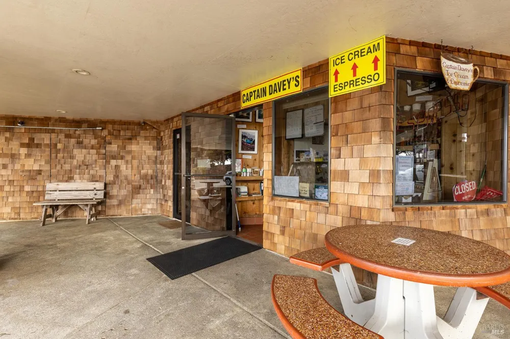 537 Highway 1 Bodega Bay, CA 94923
