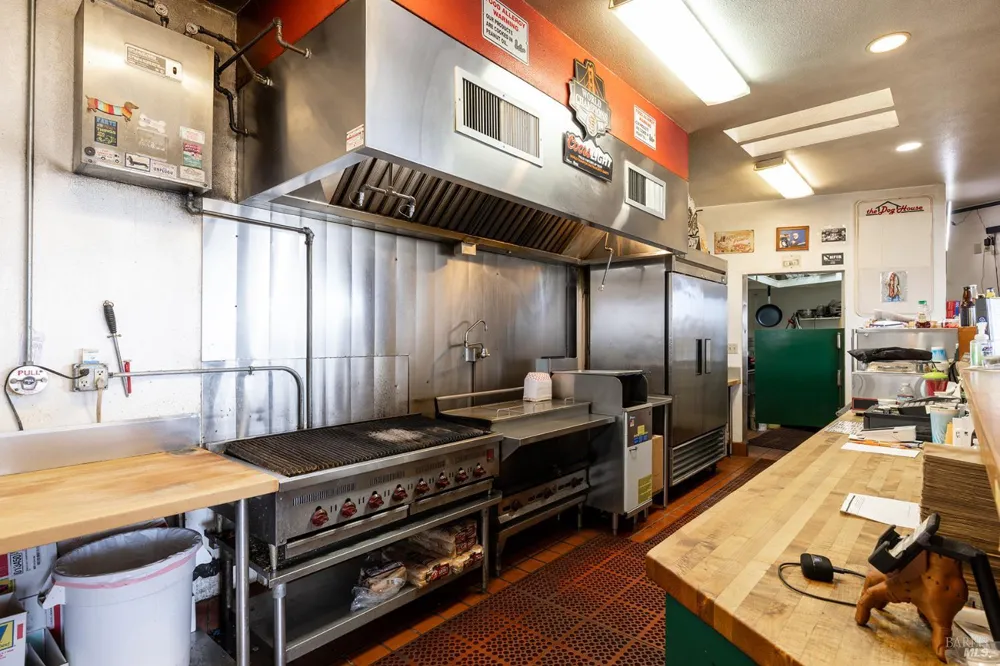 537 Highway 1 Bodega Bay, CA 94923
