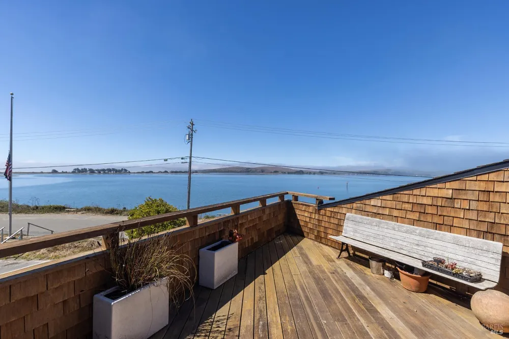 537 Highway 1 Bodega Bay, CA 94923