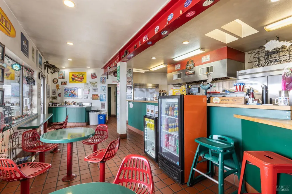 537 Highway 1 Bodega Bay, CA 94923