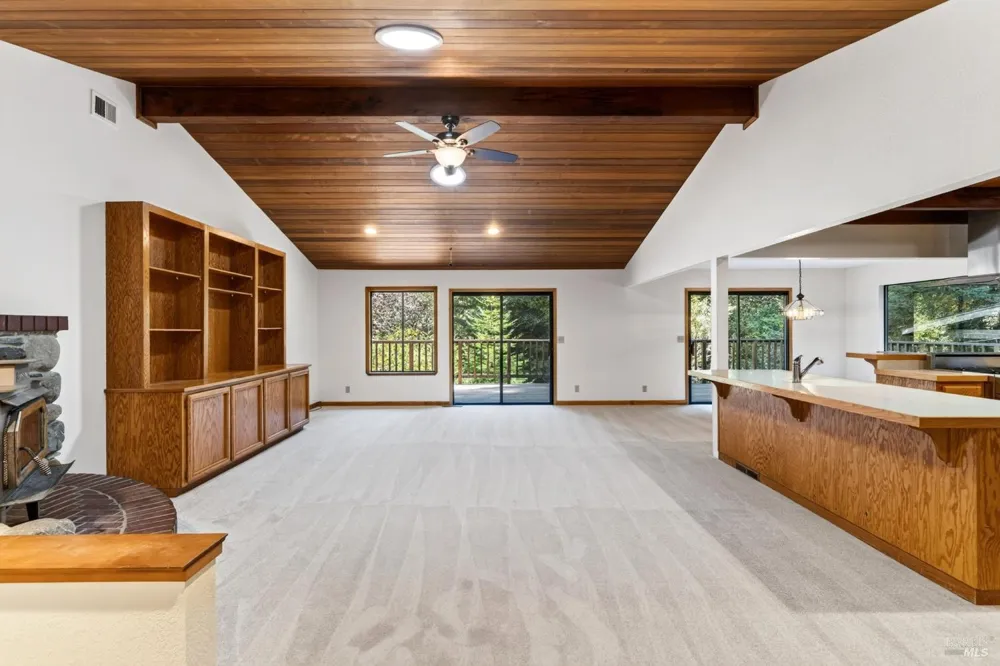 32268 Forest Lane Fort Bragg, CA 95437