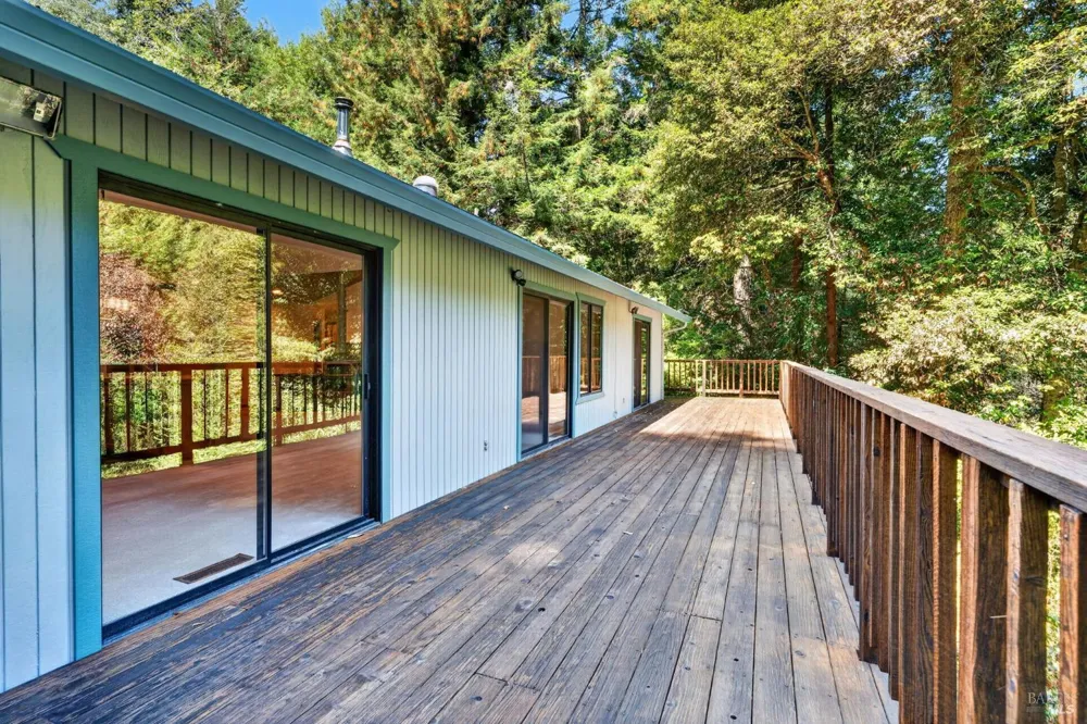 32268 Forest Lane Fort Bragg, CA 95437