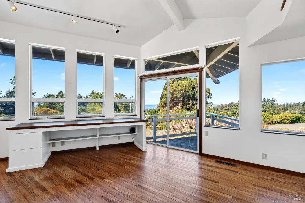 44454 Fernwood Road Mendocino, CA 95460