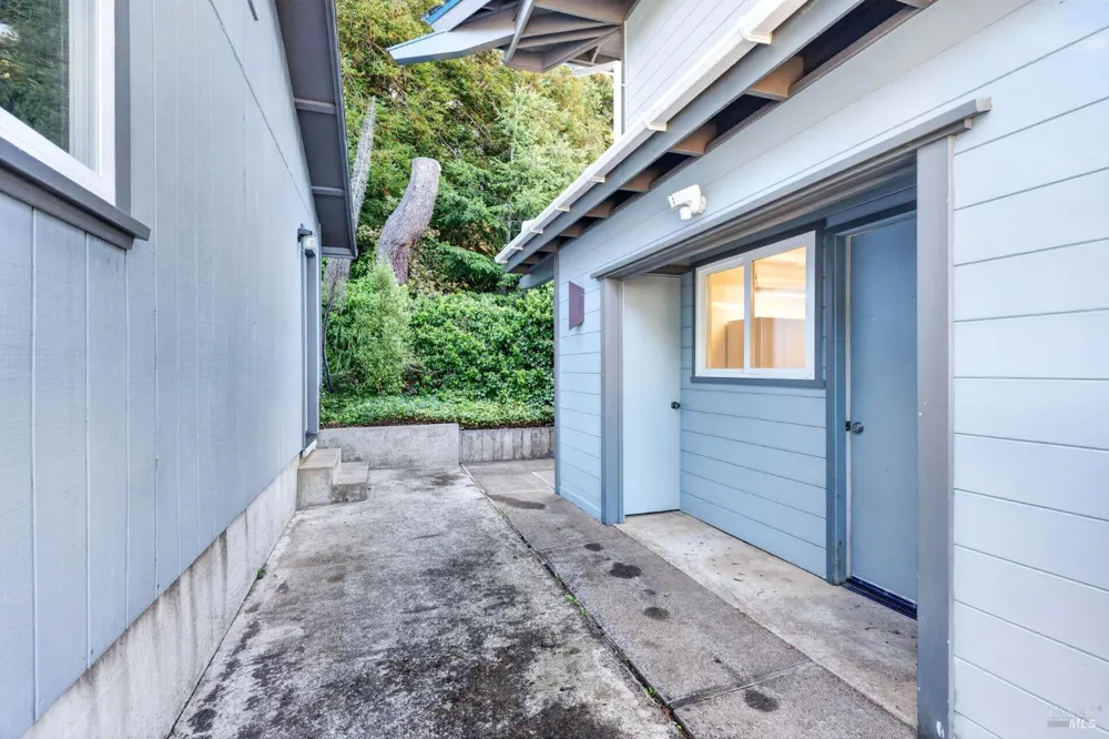 44454 Fernwood Road Mendocino, CA 95460