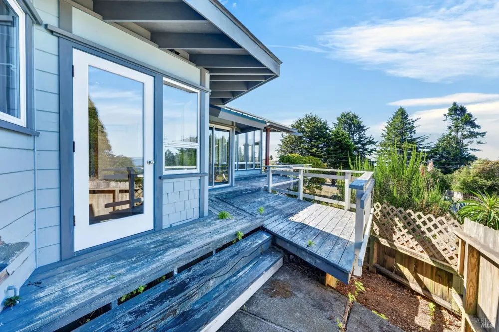 44454 Fernwood Road Mendocino, CA 95460