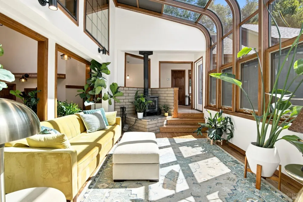 321 Gemma Circle Santa Rosa, CA 95404