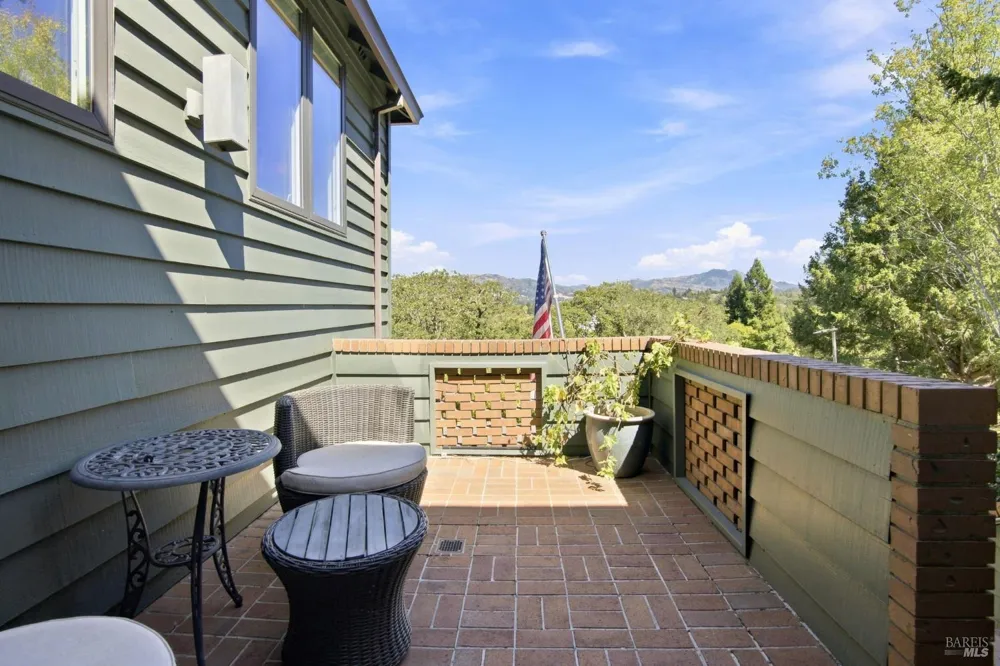 321 Gemma Circle Santa Rosa, CA 95404