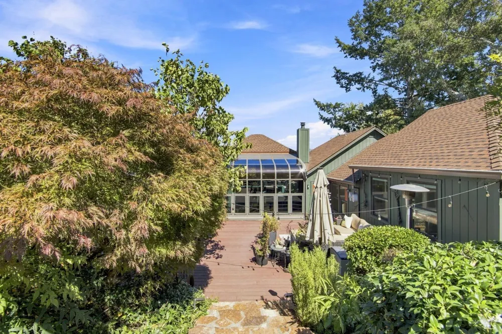 321 Gemma Circle Santa Rosa, CA 95404