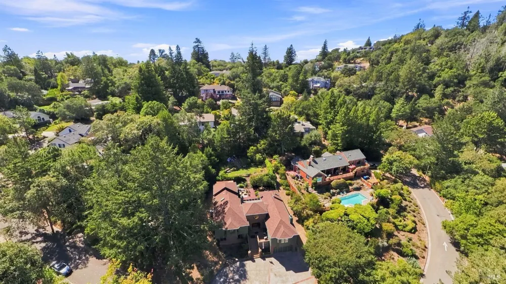 321 Gemma Circle Santa Rosa, CA 95404