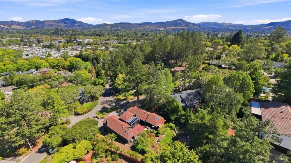 321 Gemma Circle Santa Rosa, CA 95404