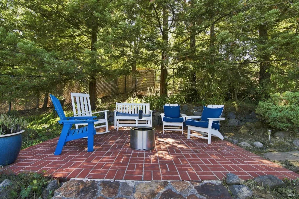 321 Gemma Circle Santa Rosa, CA 95404