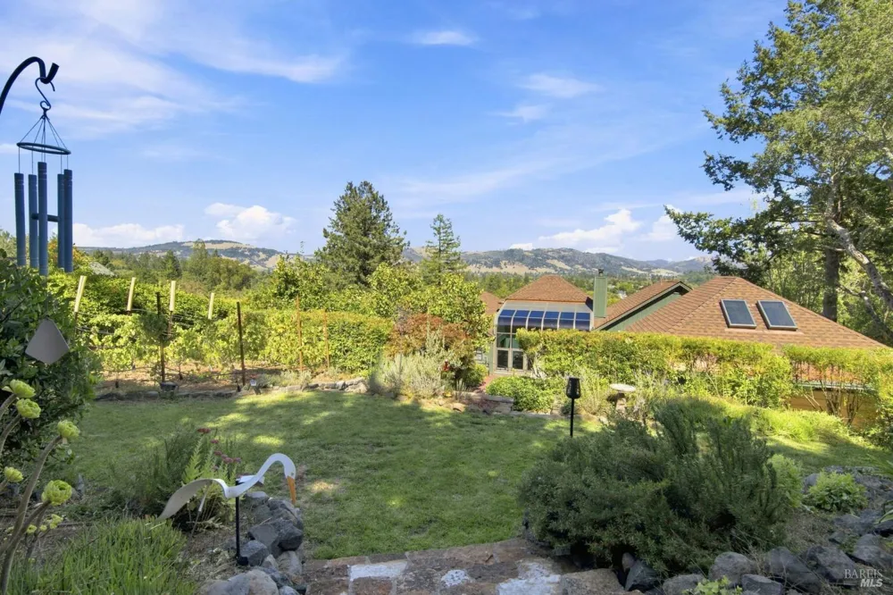 321 Gemma Circle Santa Rosa, CA 95404
