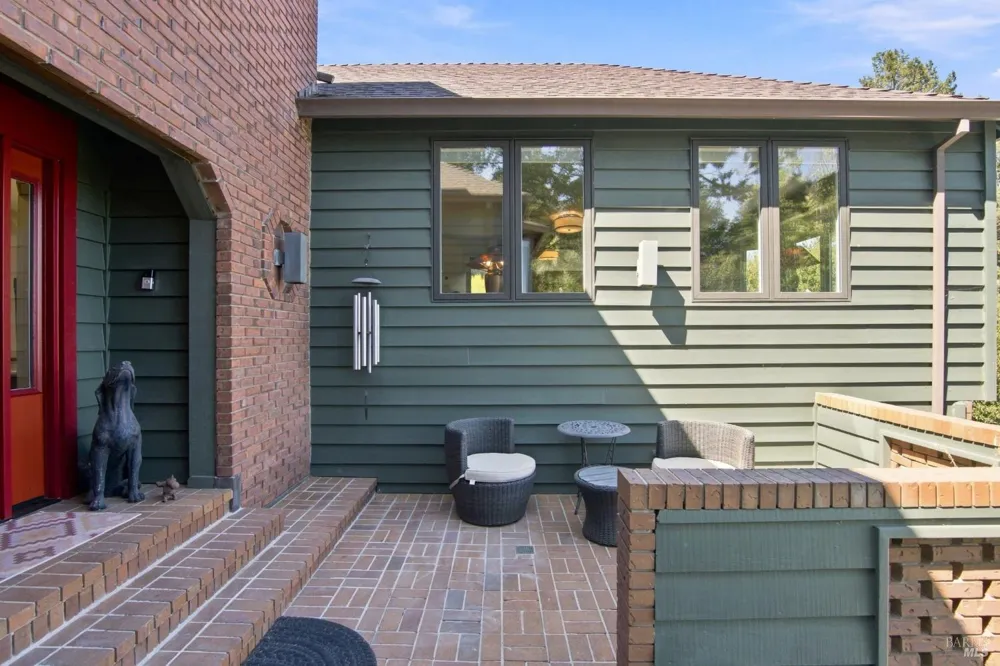 321 Gemma Circle Santa Rosa, CA 95404