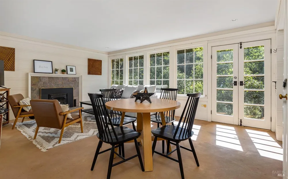 11575 Pocket Drive Guerneville, CA 95446