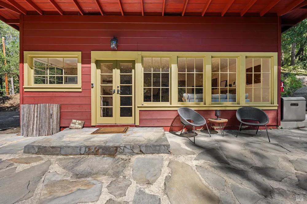 11575 Pocket Drive Guerneville, CA 95446