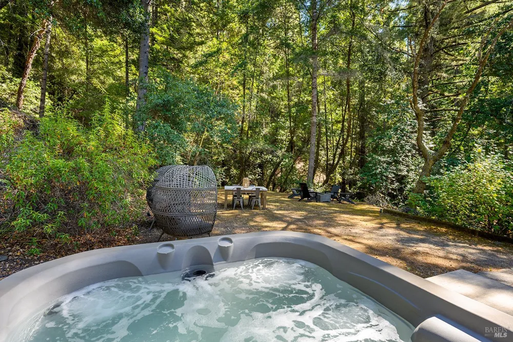 11575 Pocket Drive Guerneville, CA 95446